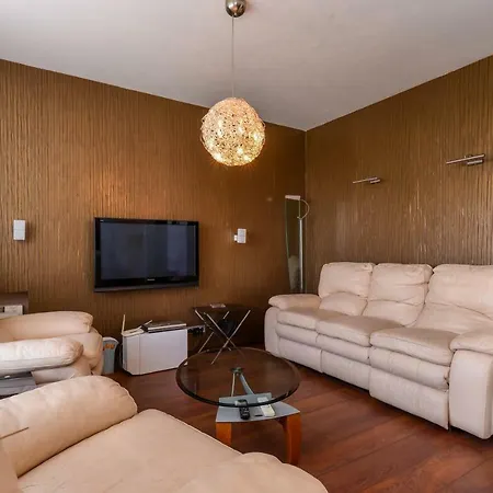 Super Premium Two Bedroom On Vitosha Boulevard